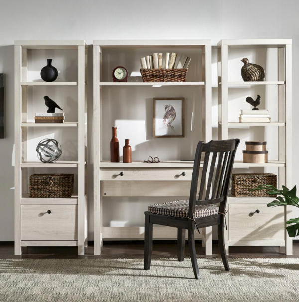 Rak Buku Dinding dengan Pengisian USB